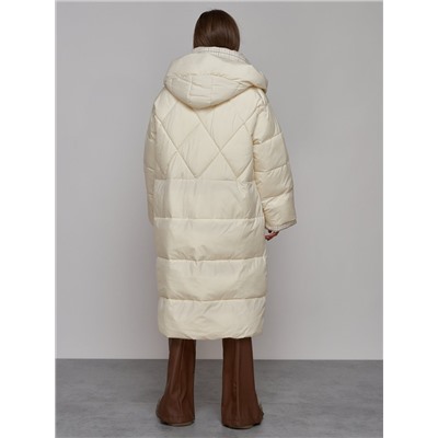 Пальто утепленное молодежное зимнее женское светло-бежевого цвета 52393SB