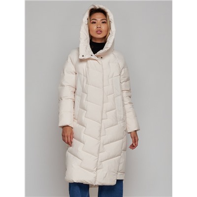 Пальто утепленное молодежное зимнее женское бежевого цвета 52355B