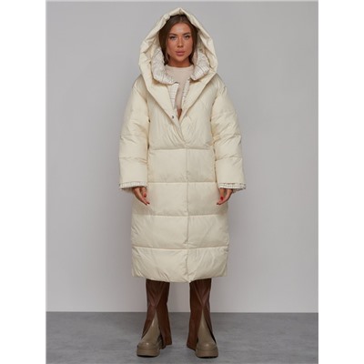 Пальто утепленное молодежное зимнее женское светло-бежевого цвета 52393SB