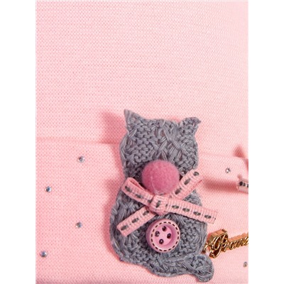 Шапка трикотажная формы лопата для девочки на отвороте стразы и розовый котик с бантиком, персиковый